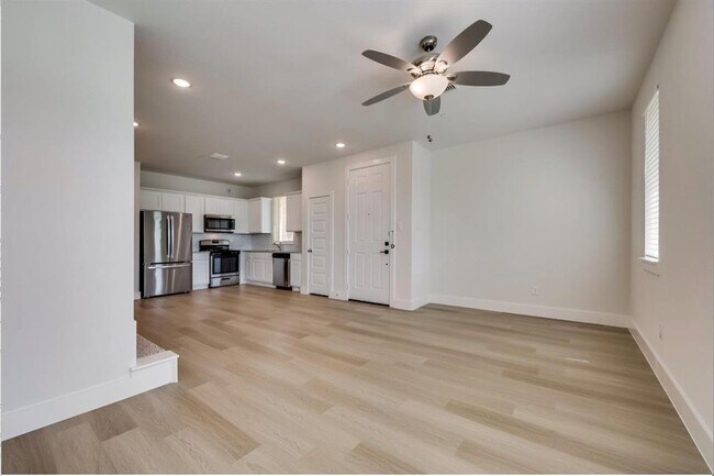 Foto del edificio - 7636 Resting Mews