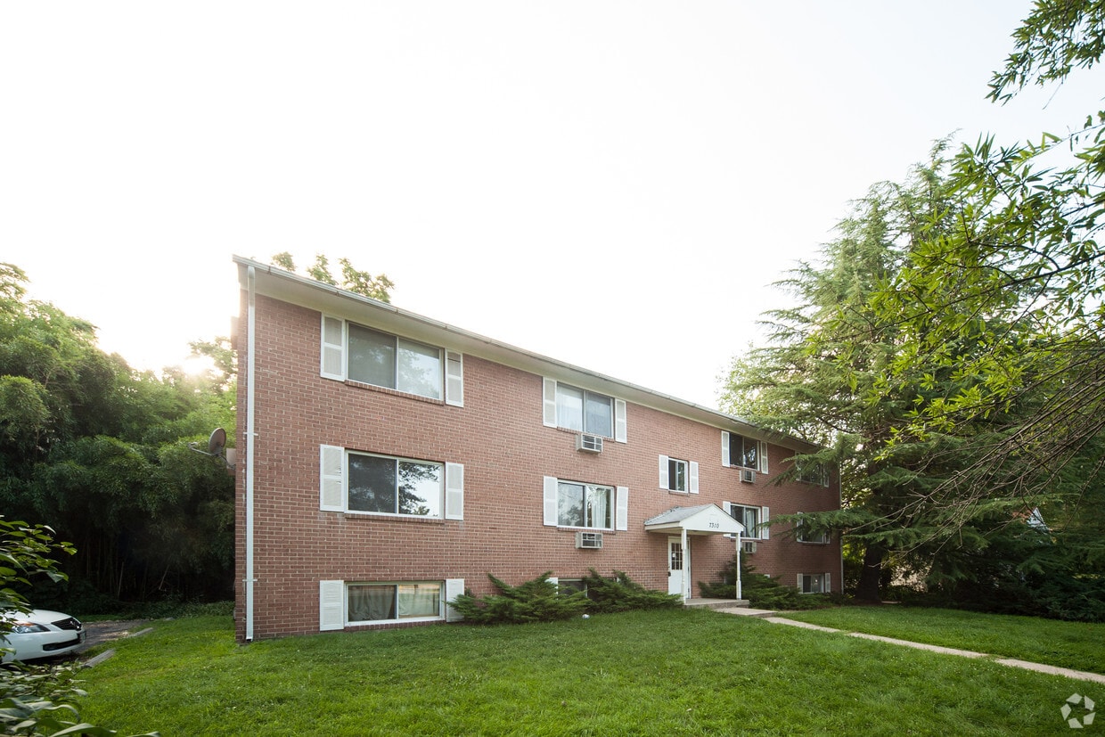 Building Photo - 7310 Columbia Ave