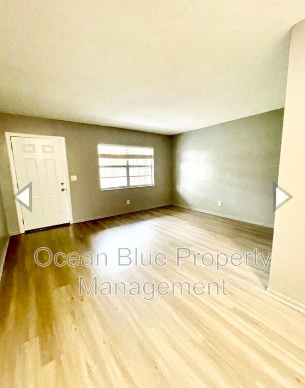 Building Photo - 311 S Arcturas Ave