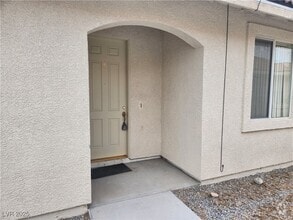 Building Photo - 2580 E Ambush St