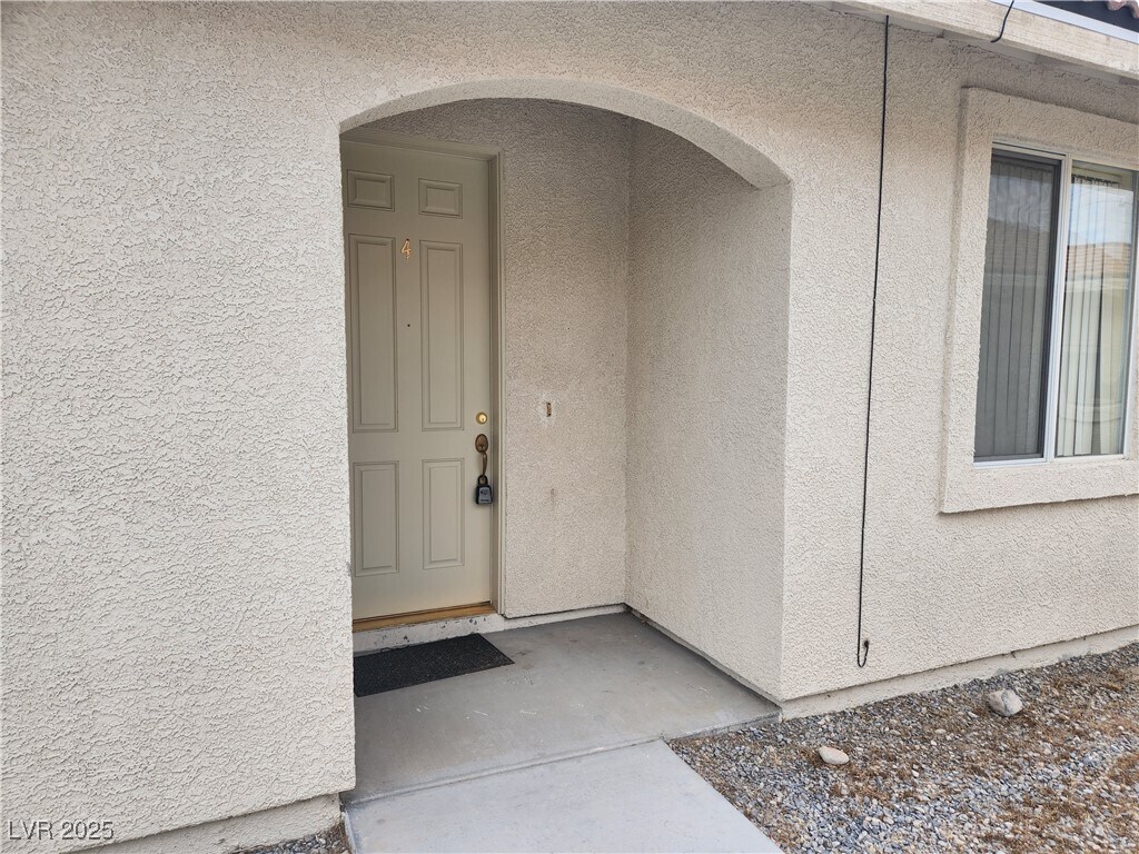Foto principal - 2580 E Ambush St