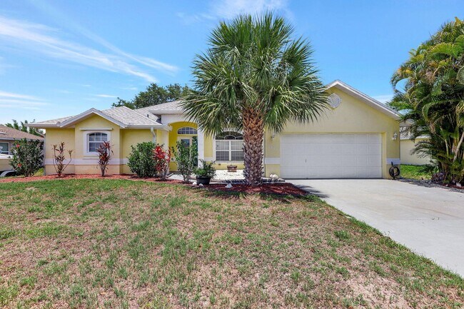 Building Photo - Port St.Lucie