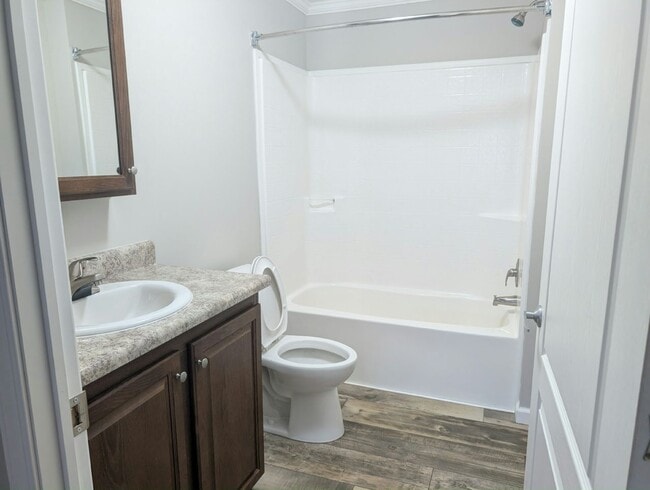 Building Photo - 52521 Green Ash Ct