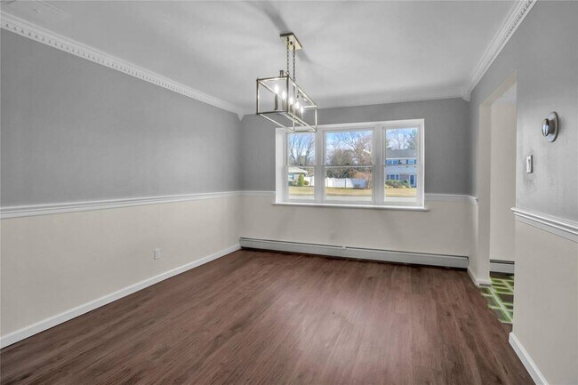 Building Photo - 32 Manchester Ln