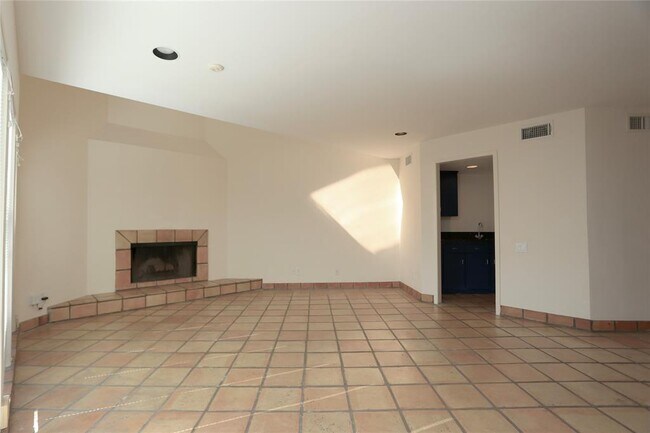 Foto del edificio - 1006 Bartlett St