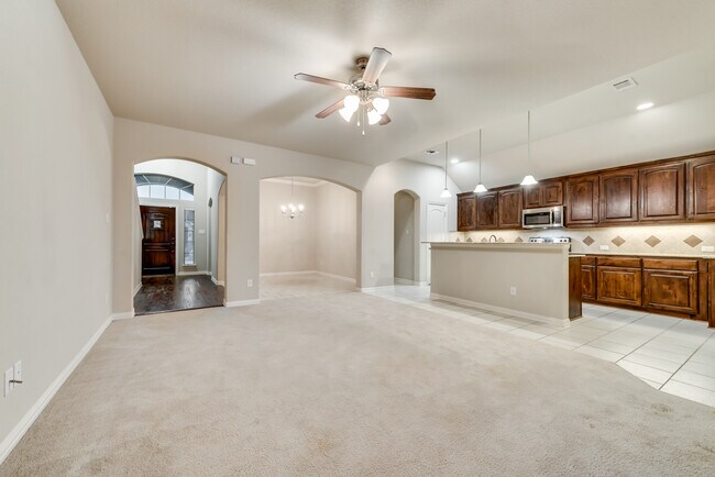 Building Photo - 3822 Downing Dr