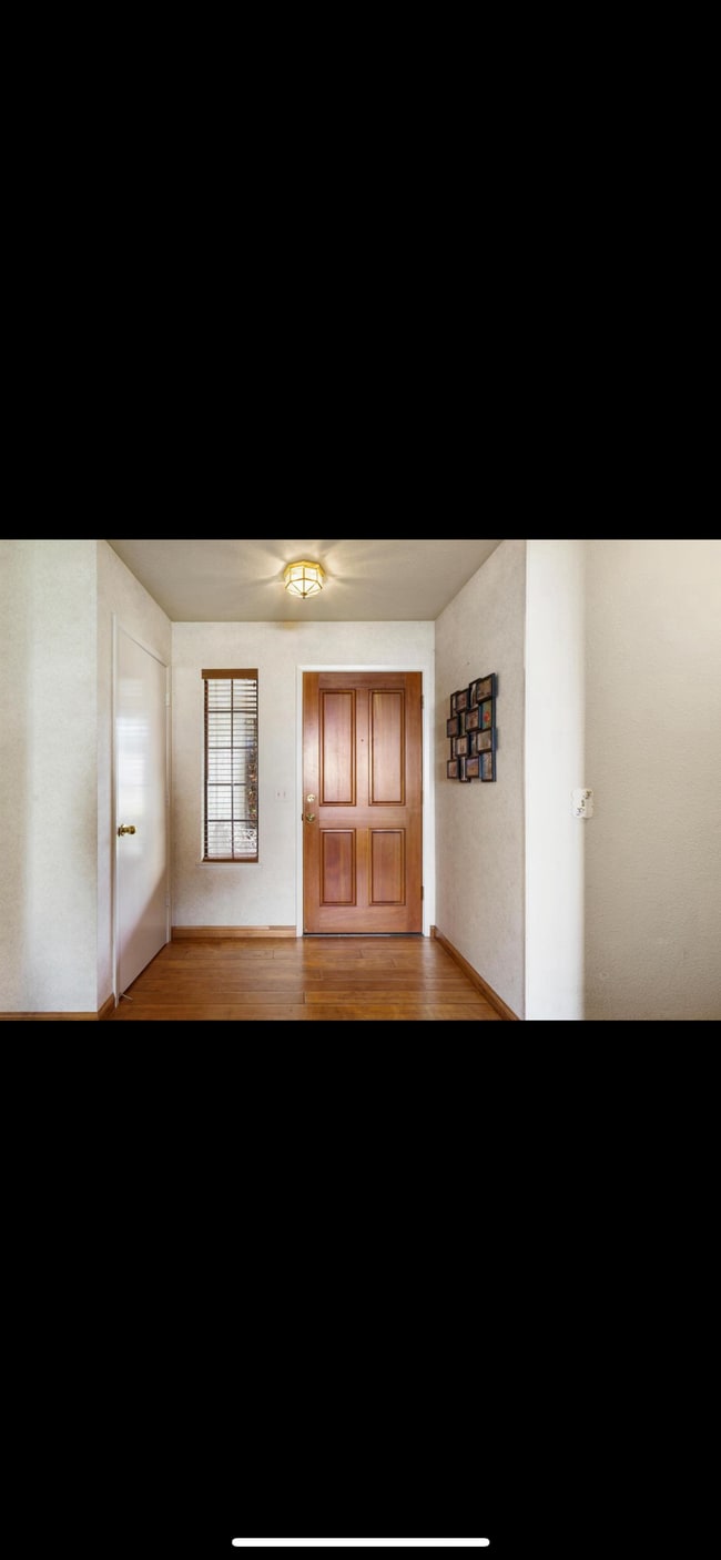 Building Photo - 3513 Somerset Ave