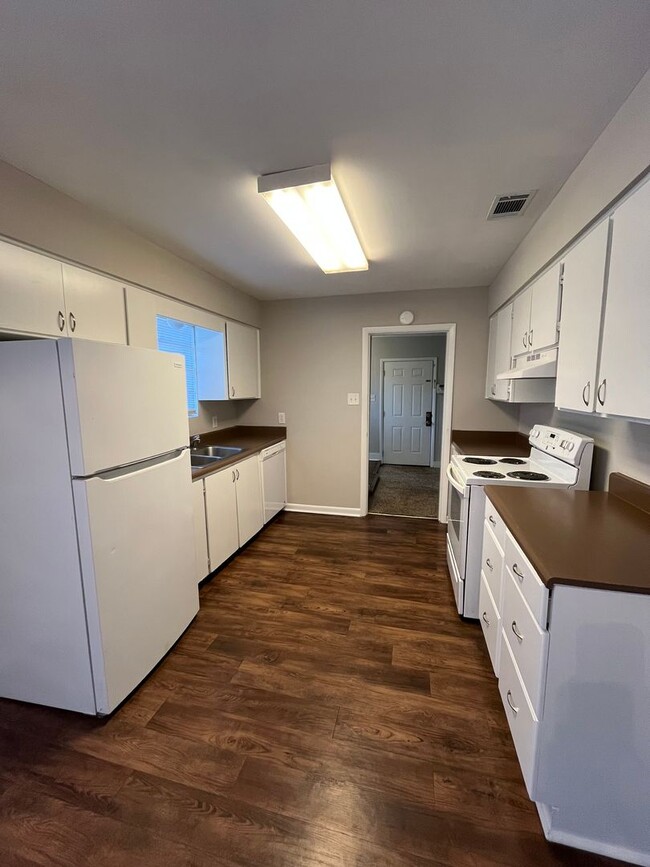 Building Photo - 718 Atlanta St