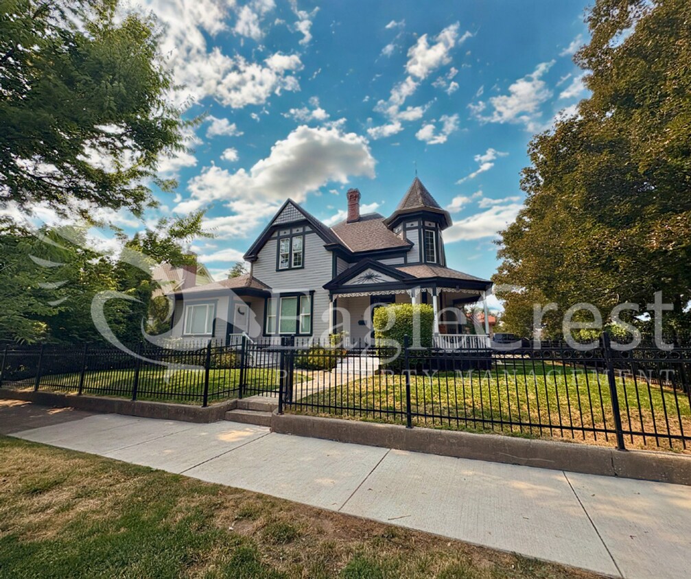 Building Photo - Beautifully Updated Historic Home with 4 Bedrooms ~ 3 Bathrooms & Finished Basement
