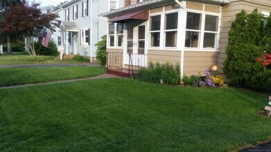 Building Photo - 105 Silver Ln