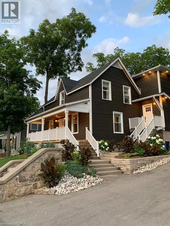 Building Photo - 426 Wilson St E