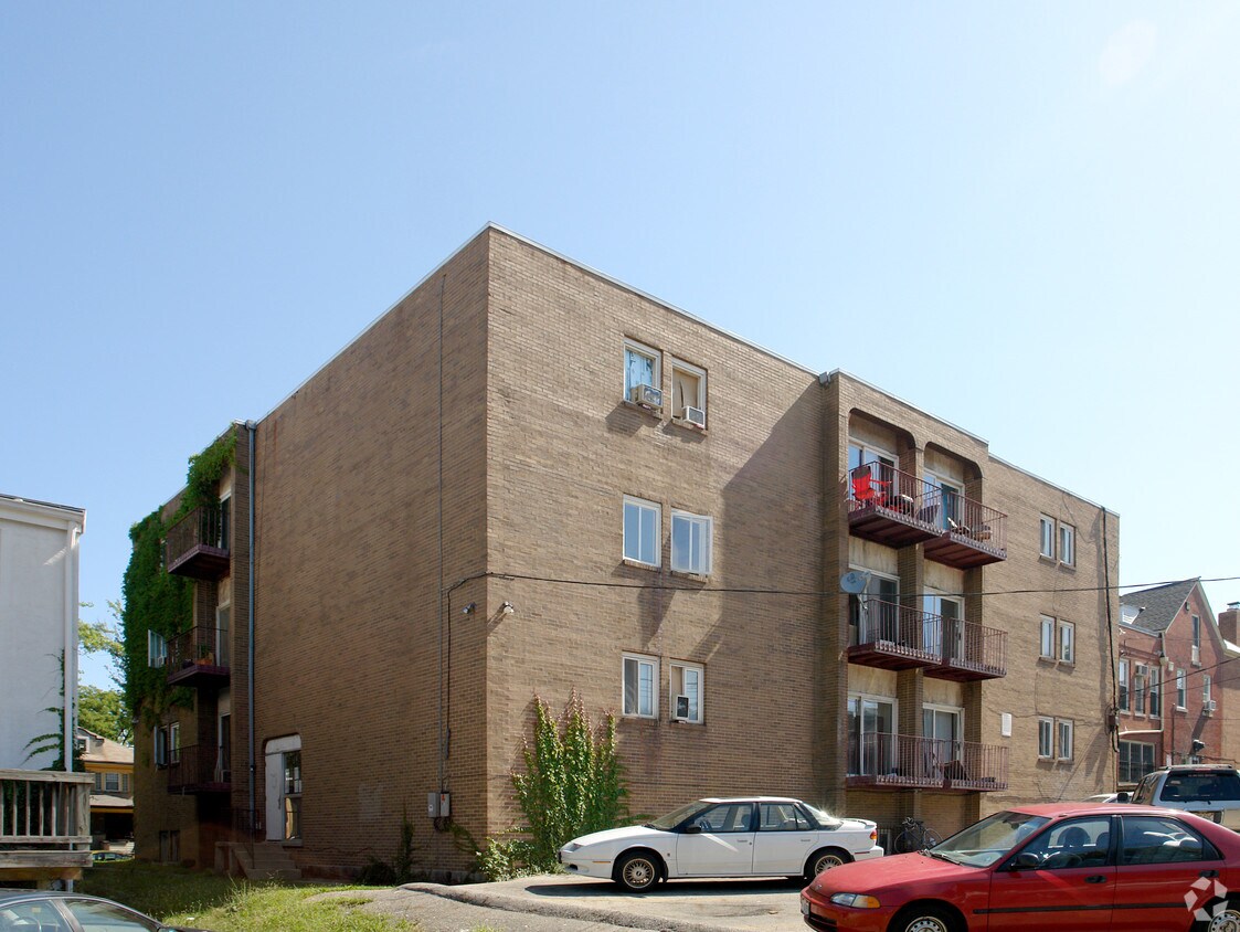 Building Photo - 227 E 15th Ave