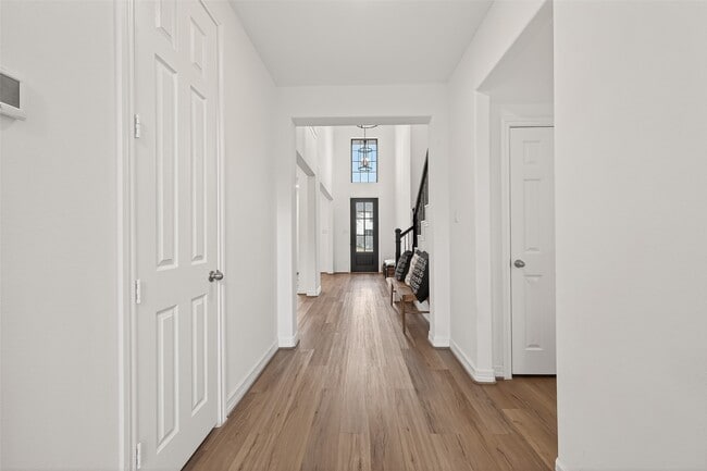 Foto del edificio - 2806 Tumlinson Dr