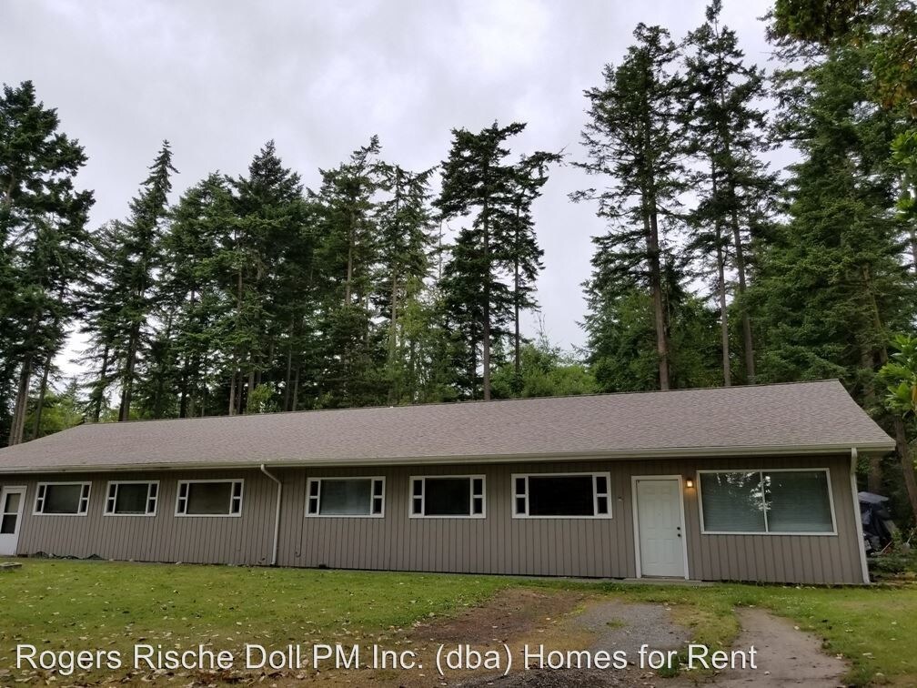 Primary Photo - 2371 Libbey Rd