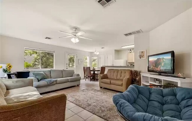 espacio vital - 876 Sagewood Trl