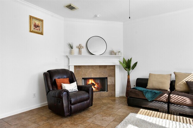 Building Photo - 55 E Montfair Blvd