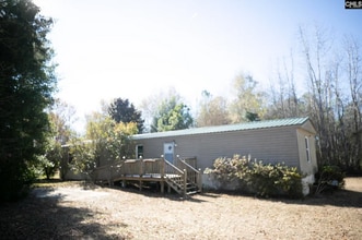 Building Photo - 2152 Congaree Rd