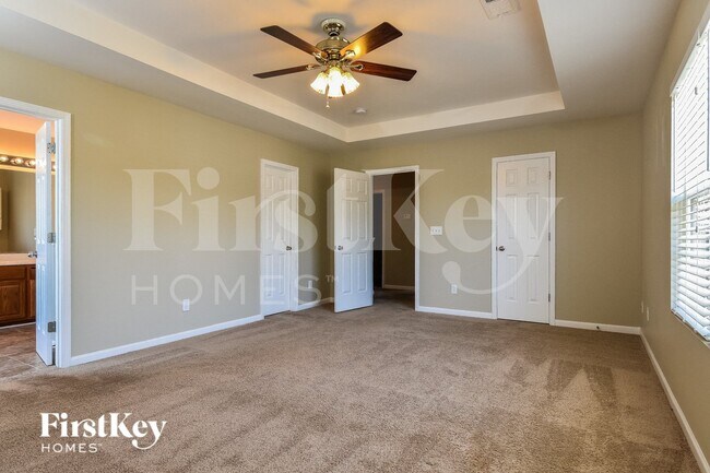 Foto del edificio - 1815 Beeson Park Ln