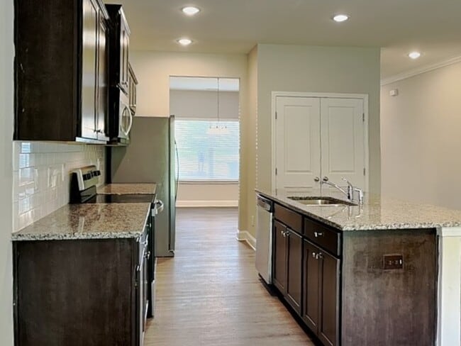 Foto del edificio - 3205 Emerald Ridge Ct