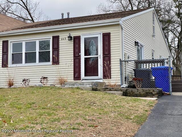 Primary Photo - 643 Innkeeper Ln