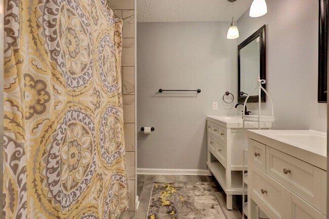 Building Photo - 400 William Hilton Pkwy