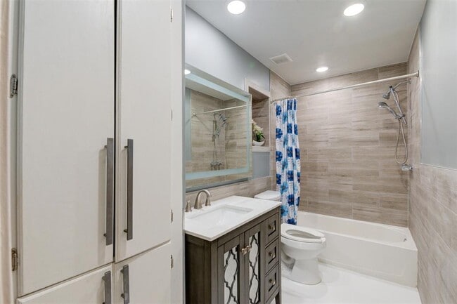 Foto del edificio - 7900 Westheimer Rd
