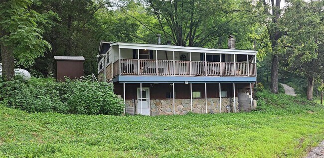 Building Photo - 2445 Hawkhaven Dr