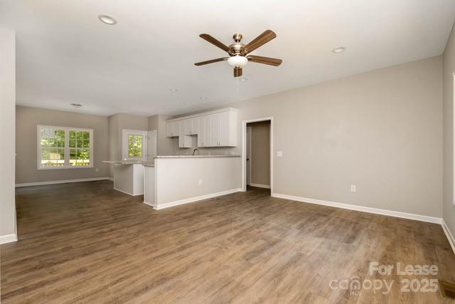 Foto del edificio - 324 N Milford Dr