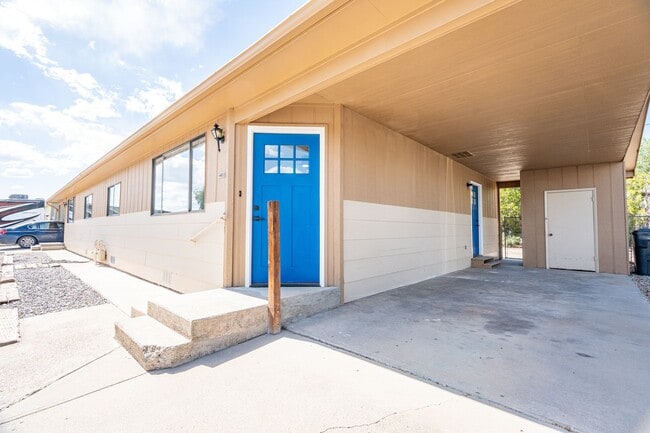 Building Photo - 3238-D 1/4 D 1/4 Rd