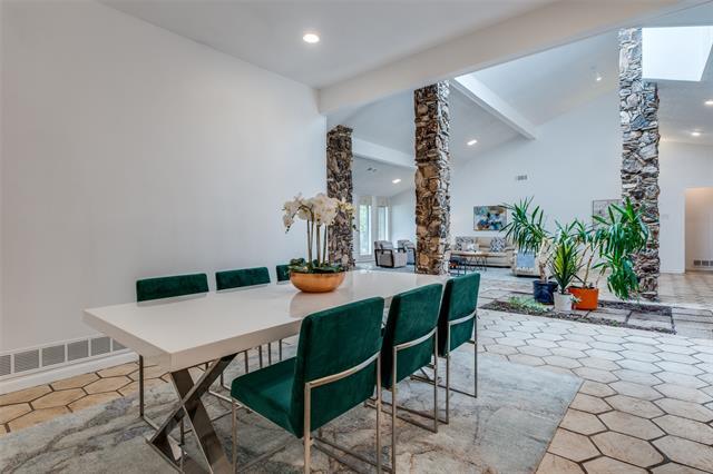 Foto del edificio - 12219 Marbrook Dr