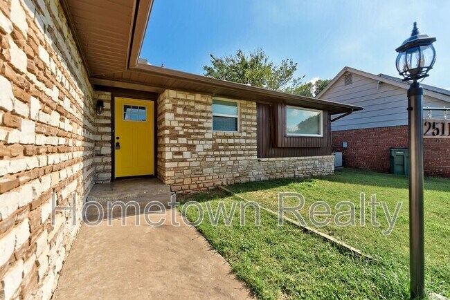 Photo - 2511 NW 45th St House