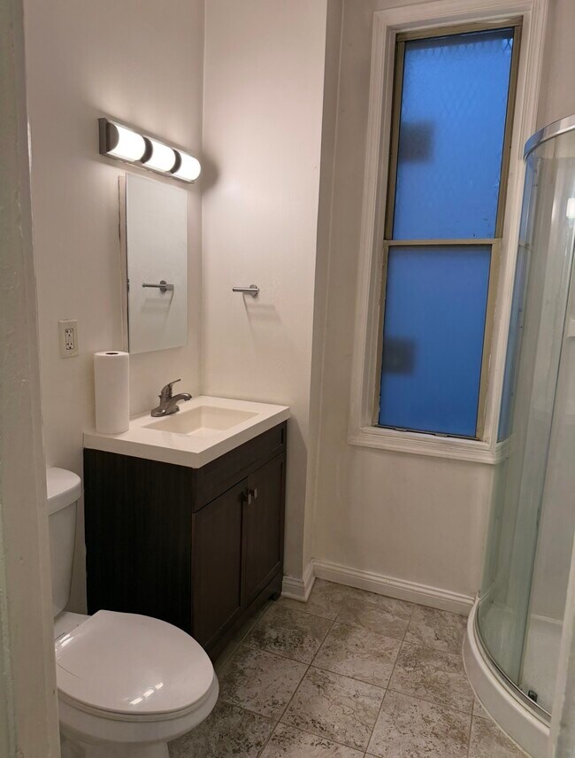 Foto del edificio - 2503 N Calvert St