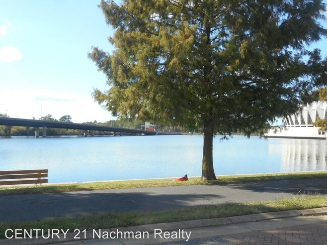 Foto del edificio - 3 br, 2.5 bath House - 320 Fountain Way