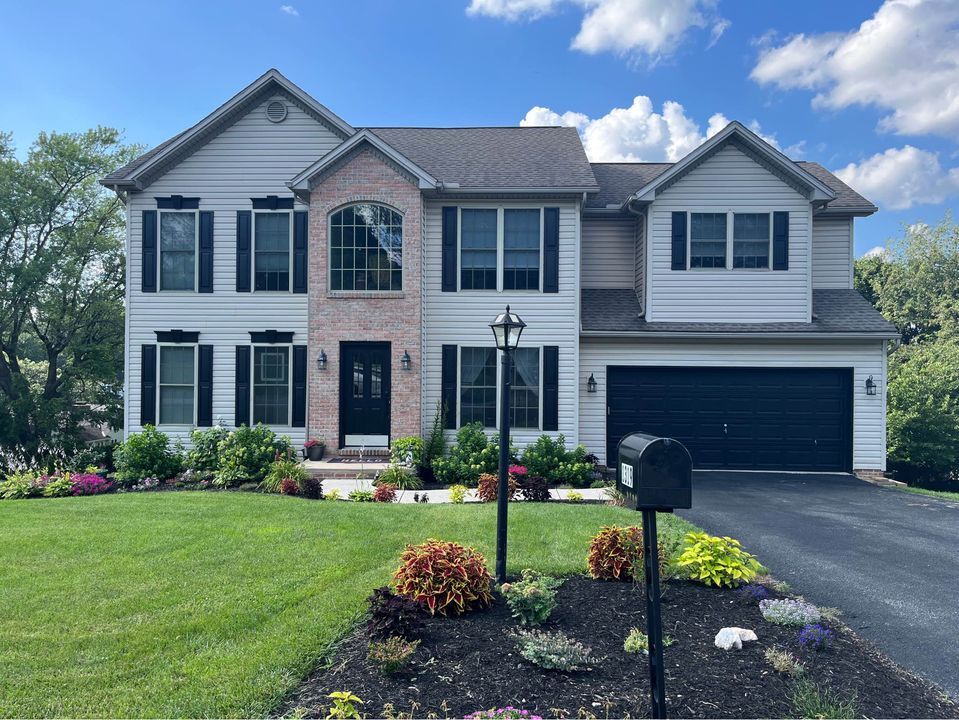 Foto principal - 1319 Glendale Rd