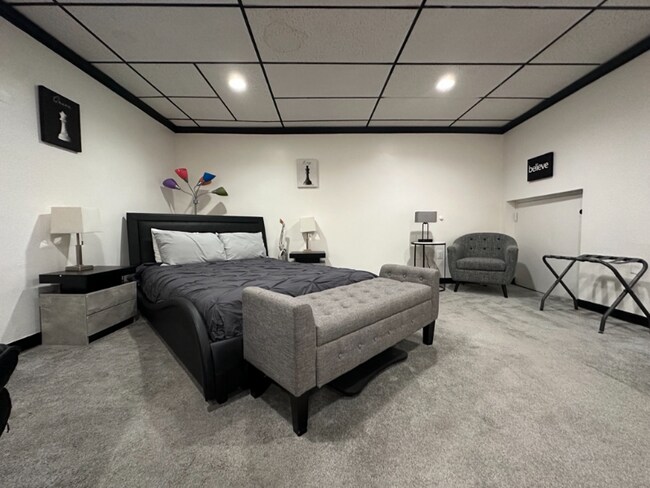 Foto del edificio - 4730 Clifton Rd
