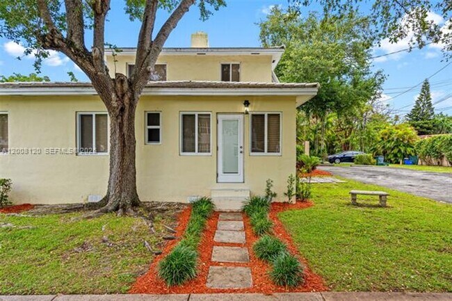 Building Photo - 3500 Ponce de Leon Blvd
