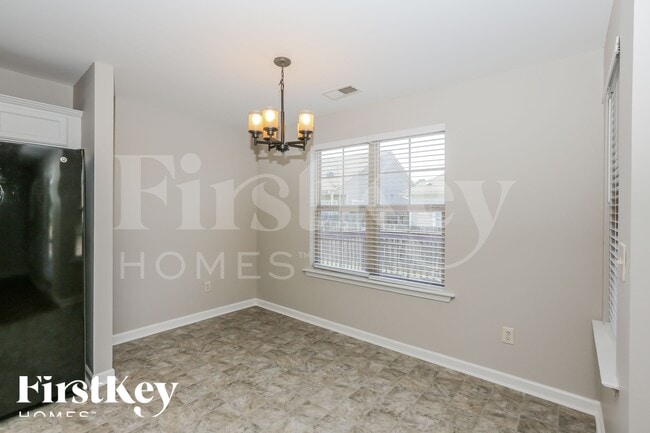 Building Photo - 120 Ridgecrest Rd