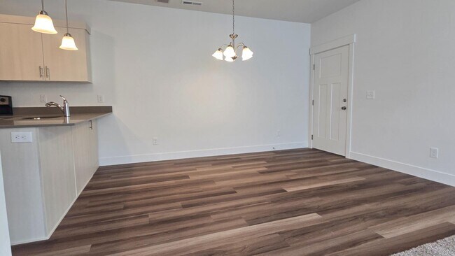 Photo - 6512 Skyline Lp Ln Apartment