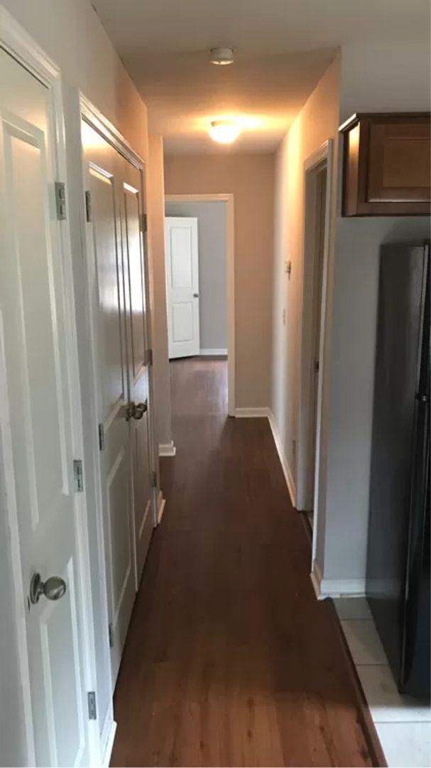 Foto del edificio - 3 Bed/2 Bath