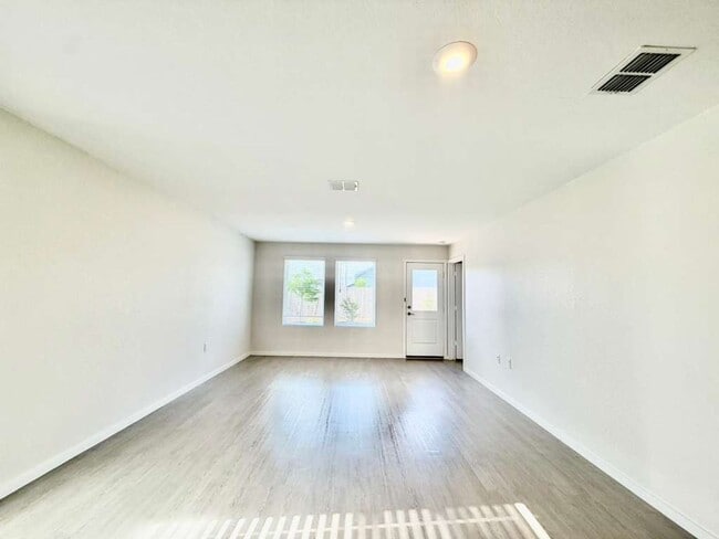Building Photo - Modern New Construction Home in South San Antonio | 3 Bed, 2 Bath