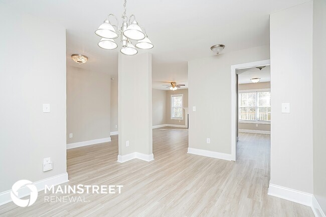 Foto del edificio - 1020 Brookview Ct