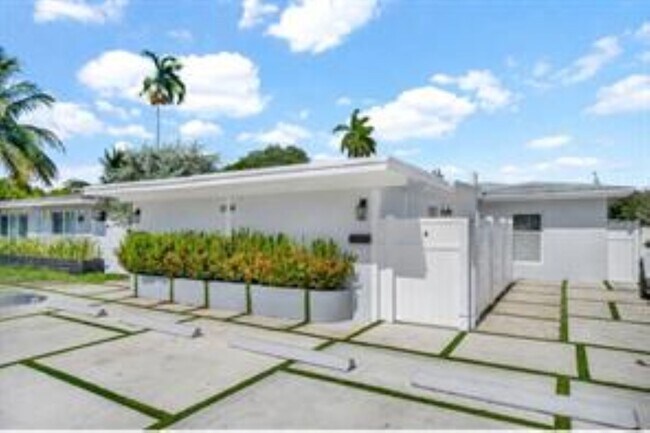 Foto del edificio - 1041 NE 9th Ave