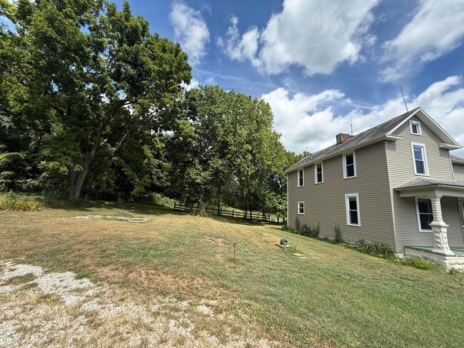 Building Photo - 1305 Lancaster-Kirkersville Rd NW