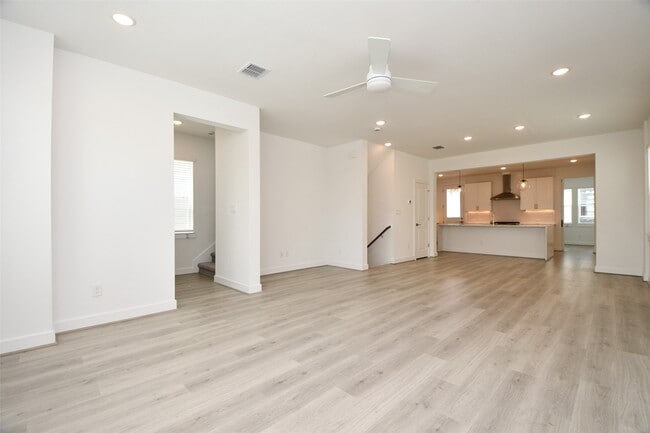 Foto del edificio - 2209 Via Laura Ln