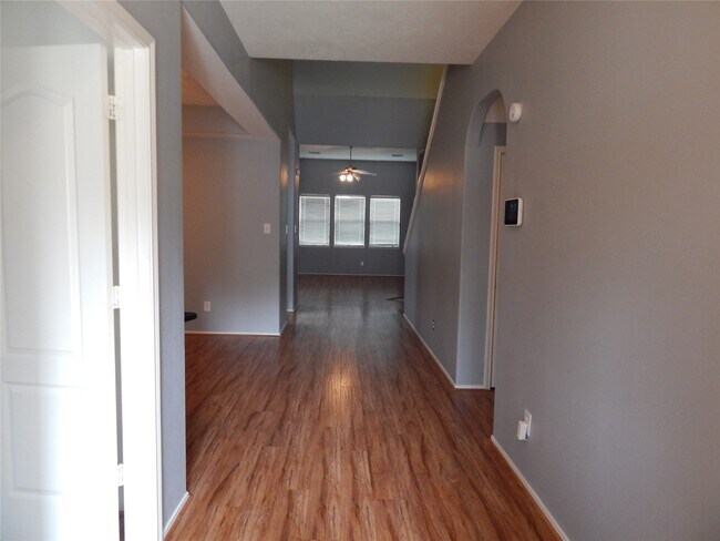 Foto del edificio - 19538 Otter Trail Ct