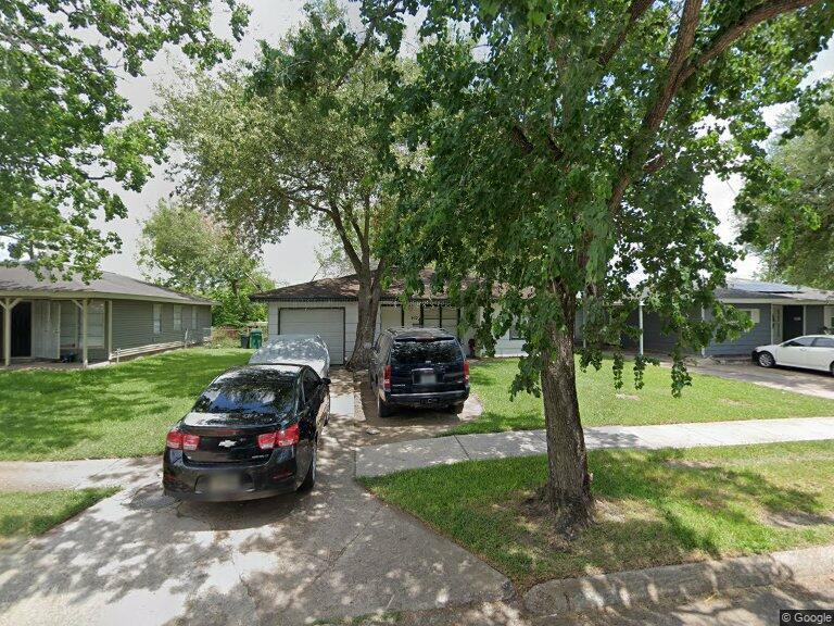 Primary Photo - 413 Brown Dr