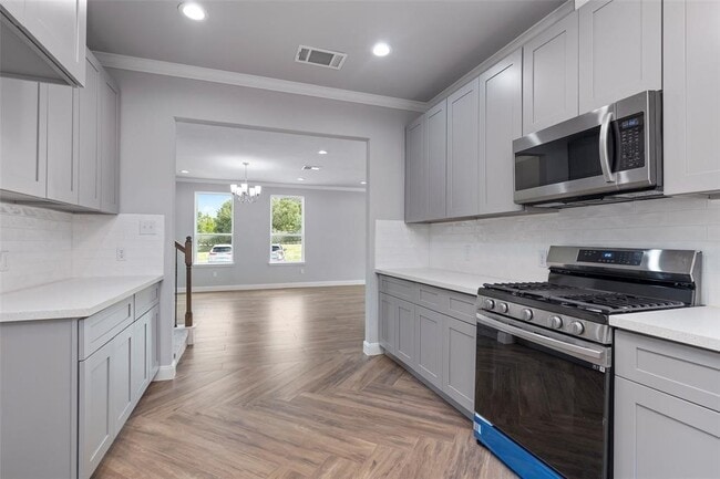 Building Photo - 7655 Ameswood Rd