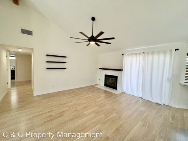 Foto del edificio - 3 br, 2 bath House - 1125 Burlingame Ave