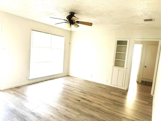 Building Photo - 9849 San Lea Dr