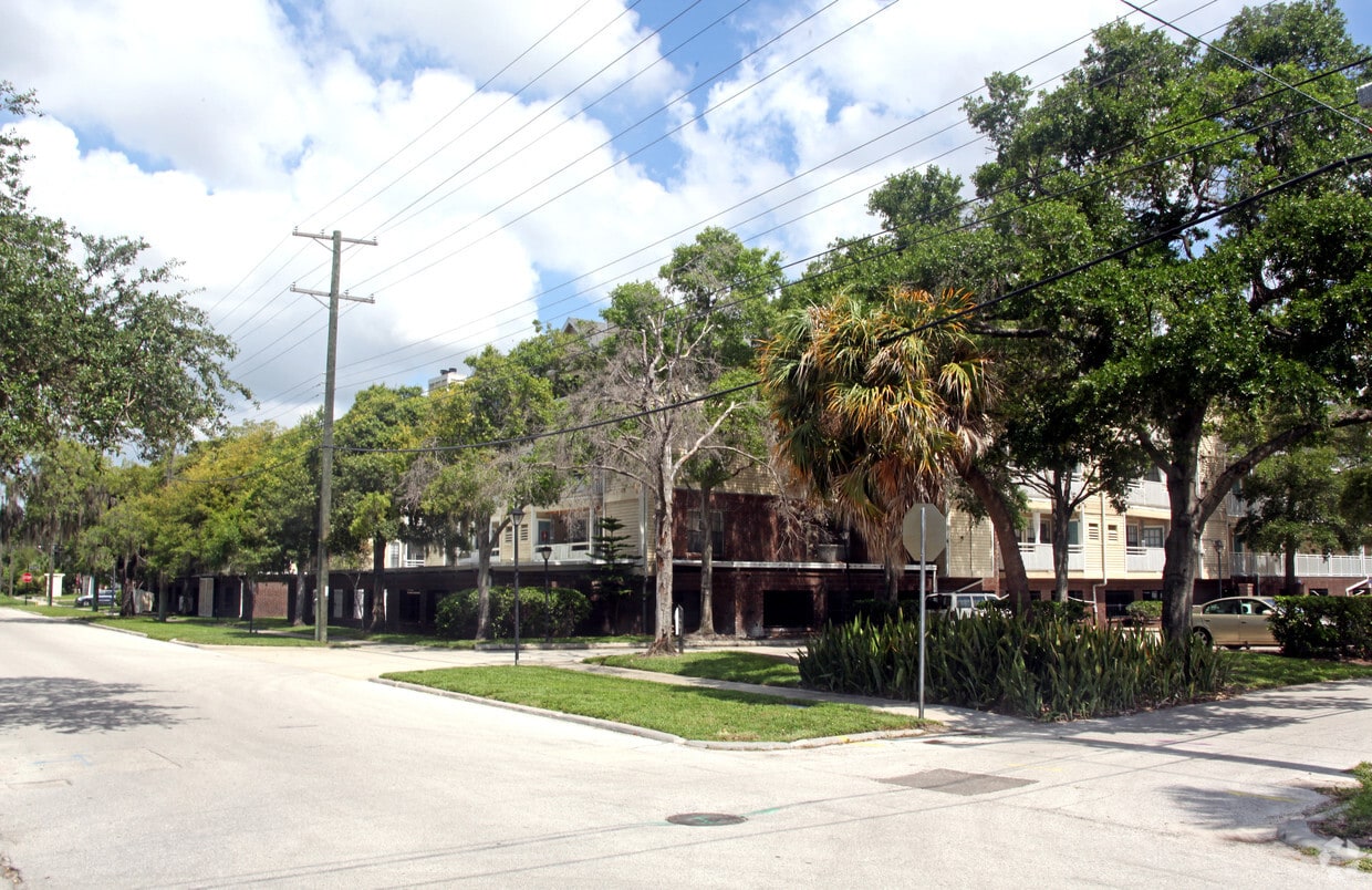 Hyde Park Place Apartments Tampa, FL